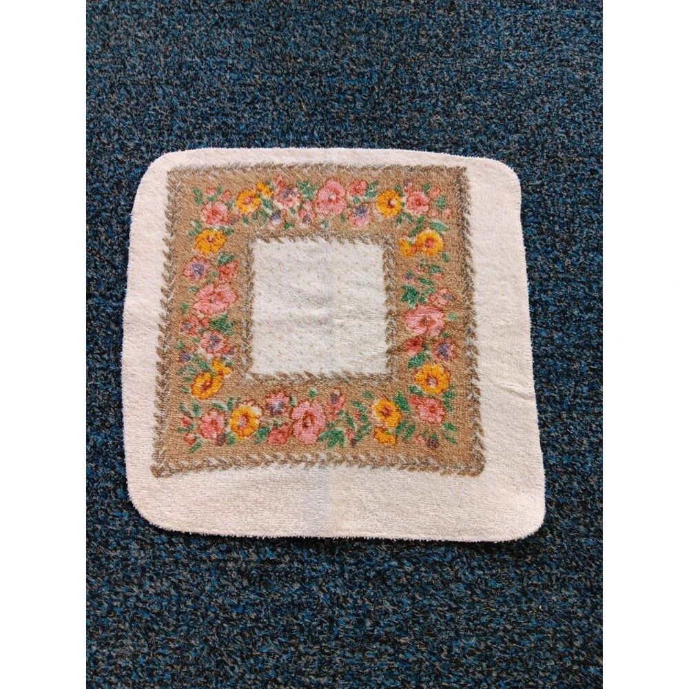 Vintage Bath Towel Set Beige Pink Yellow Green Flowers Hand Towel Washcloth